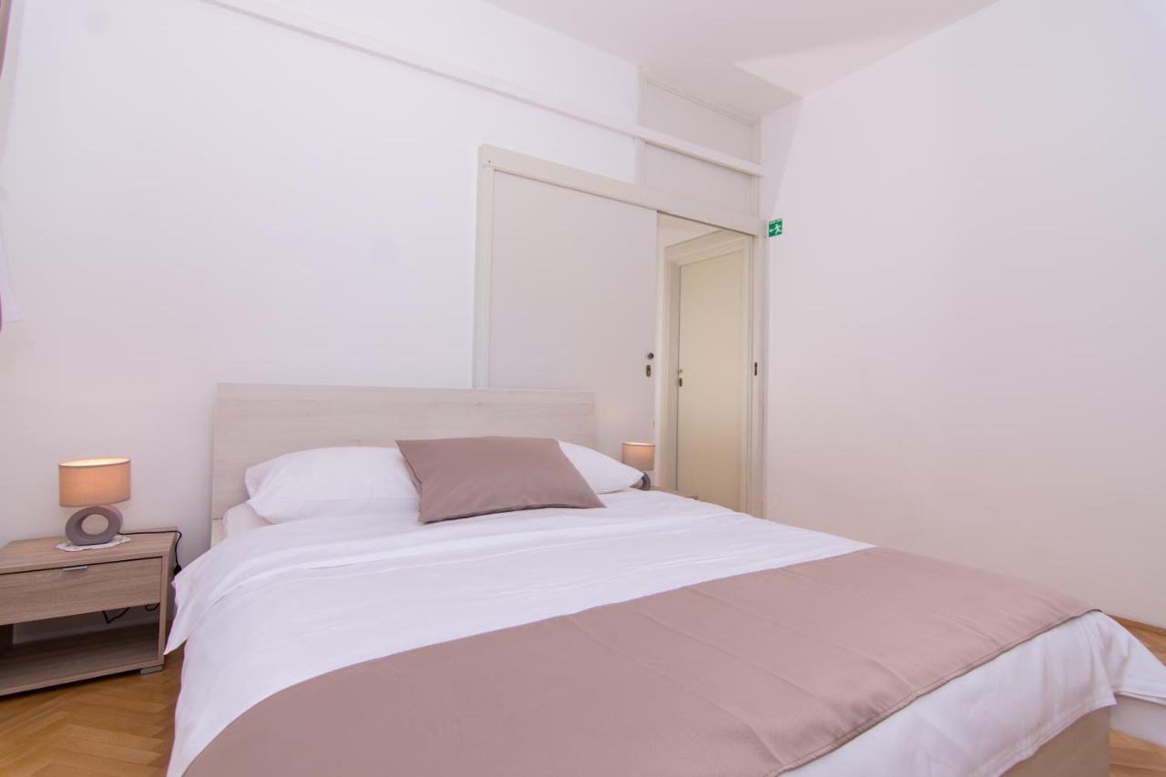 Apartmani Mlacic Donji Okrug  Екстер'єр фото