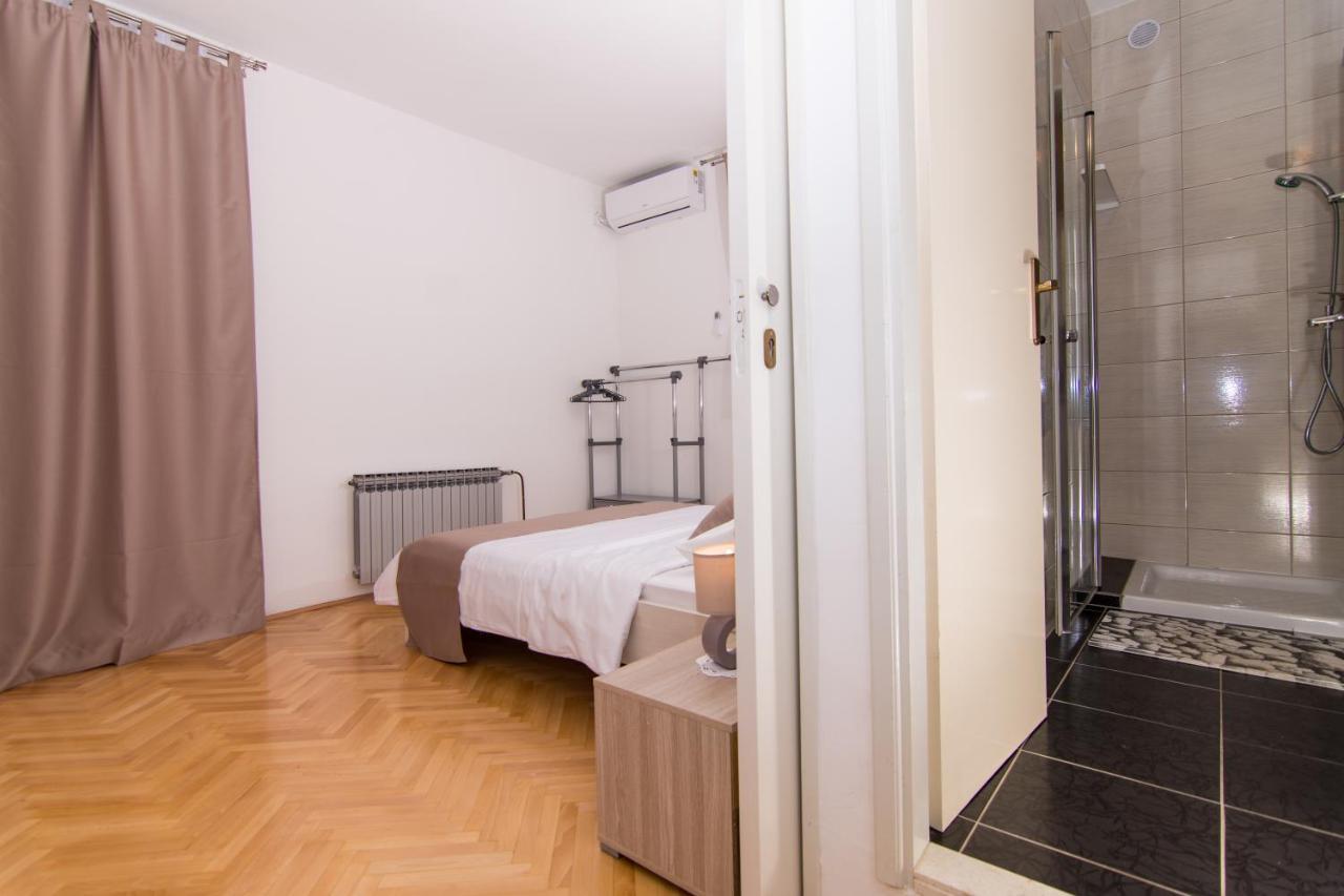 Apartmani Mlacic Donji Okrug  Екстер'єр фото